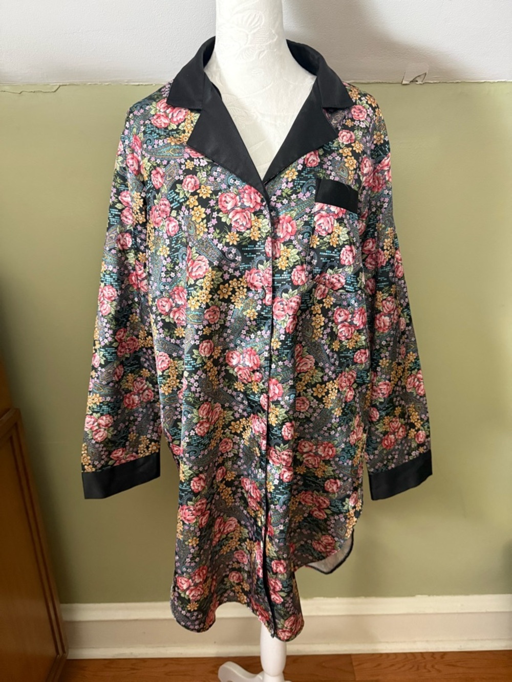 Vintage Kathryn Satin Button-Up Sleep Shirt